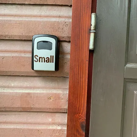 Naituse 18 2-bedrooms Small * 塔尔图