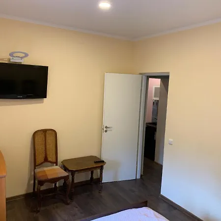 Naituse 18 2-bedrooms Small * 塔尔图